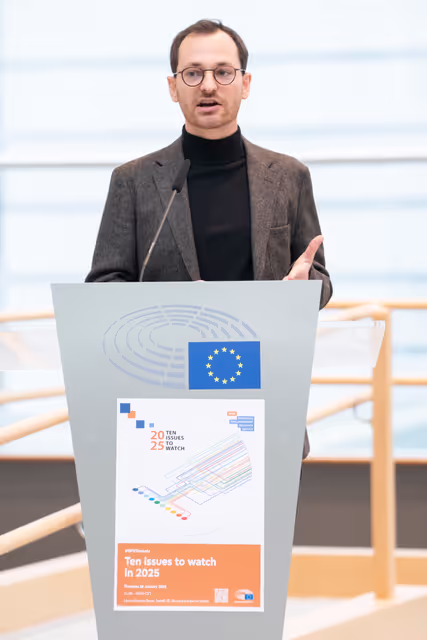 Fotografia 32: EPRS Policy roundtable - Ten issues to watch in 2025