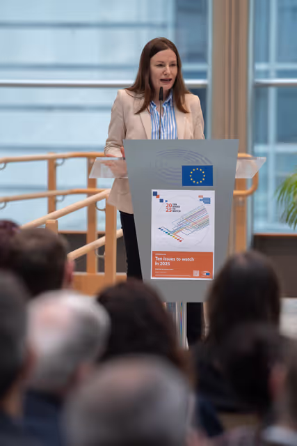 Fotografia 14: EPRS Policy roundtable - Ten issues to watch in 2025