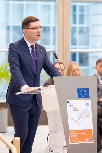 Fotografia 8: EPRS Policy roundtable - Ten issues to watch in 2025