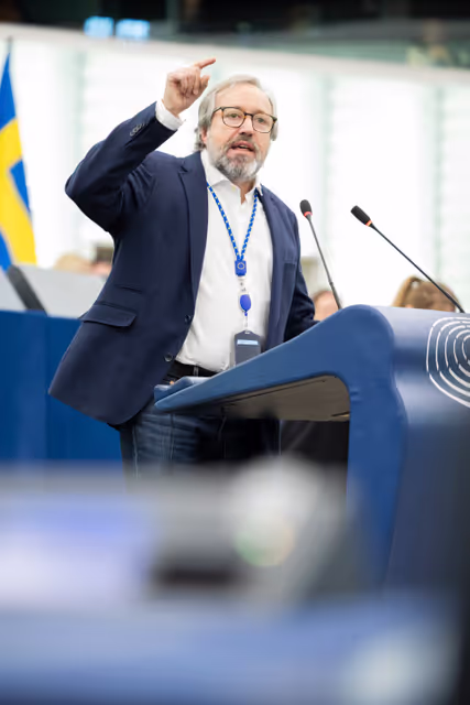 Photo 22: EP Plenary session - The need to enforce the Digital Services Act to protect democracy on social media platforms against foreign interference and biased algorithms