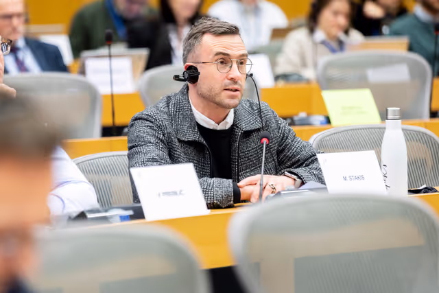 Photo 3: REGI - A revamped long-term budget for the Union in a changing world