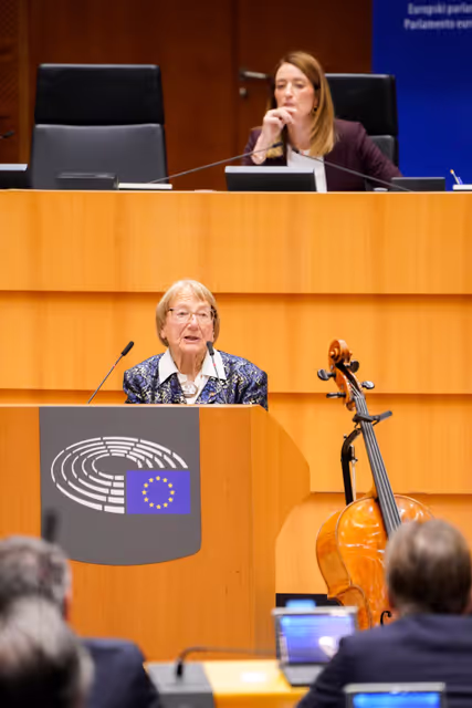 Photo 24: International Holocaust Remembrance Day