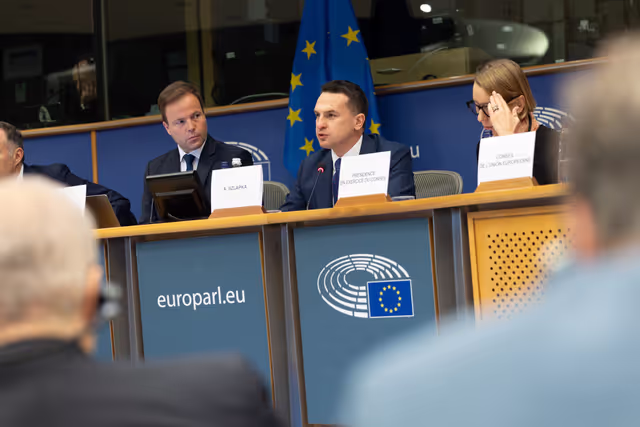 Снимка 16: AFCO  - Presentation of the Programme of the Polish Presidency of the Council