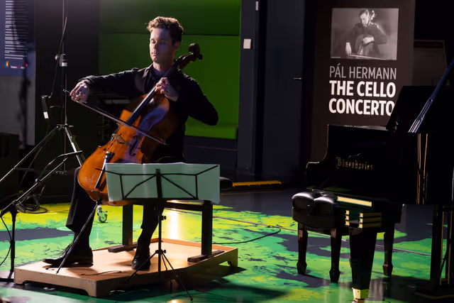Photo 18: International Holocaust Remembrance Day - Cello concert by Sam Lucas playing the works of Pál Hermann (1902-1944)