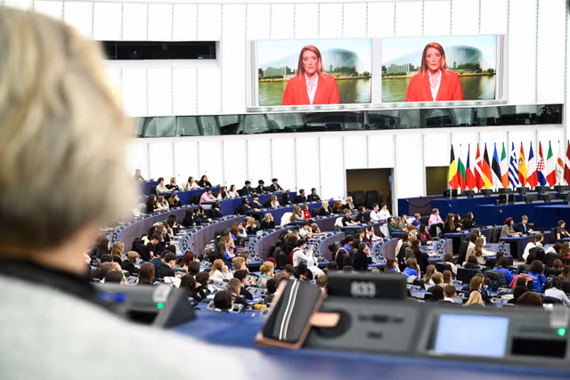 Photo 46 : Euroscola