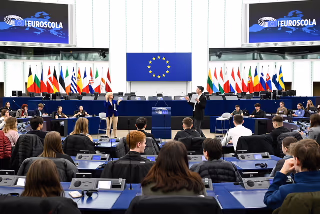 Photo 45 : Euroscola