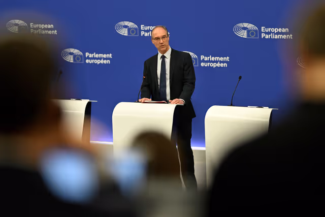 Fotografia 9: Last minute briefing