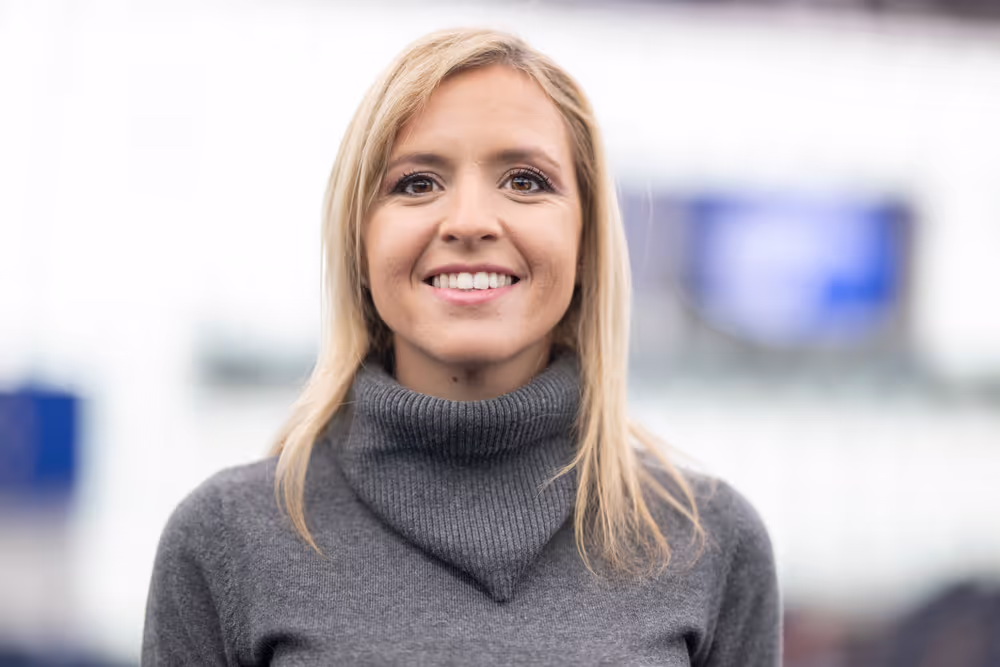 Silvia SARDONE in the EP in Strasbourg