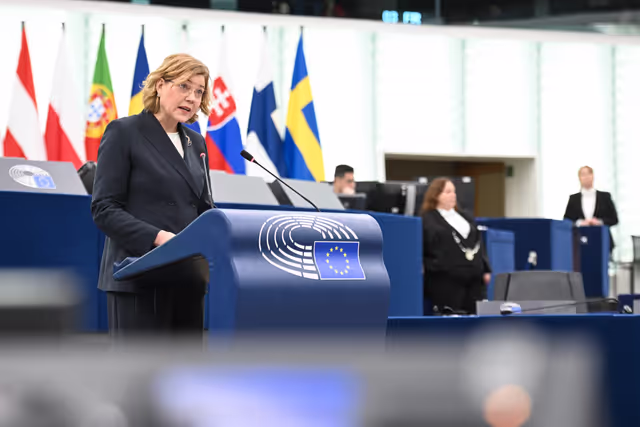 Foto 34: EP Plenary session - US AI chip export restrictions: a challenge to European AI development and economic resilience