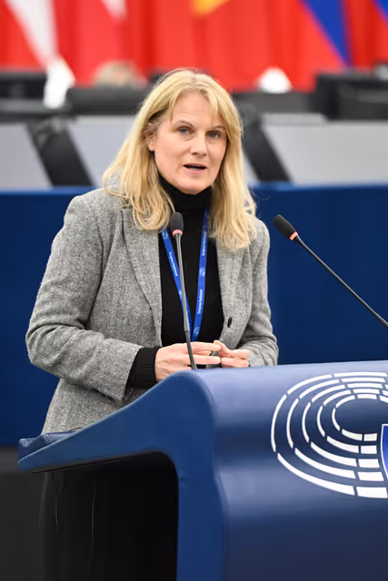 Foto 11: EP Plenary session - US AI chip export restrictions: a challenge to European AI development and economic resilience