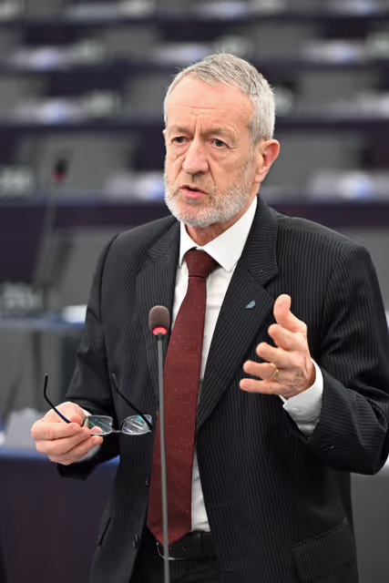 Foto 2: EP Plenary session - US AI chip export restrictions: a challenge to European AI development and economic resilience