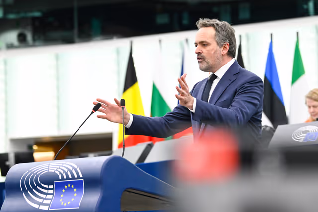 Photo 17: EP Plenary session - Collaboration between conservatives and far right as a threat for competitiveness in the EU