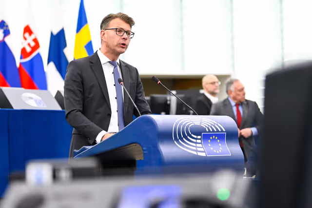 Photo 8: EP Plenary session - Collaboration between conservatives and far right as a threat for competitiveness in the EU