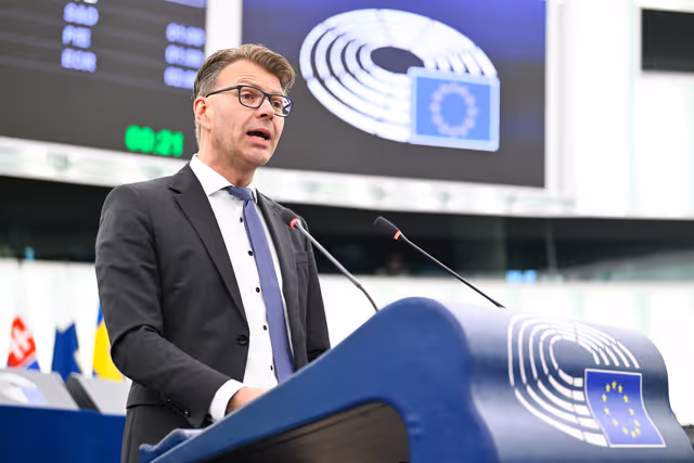 Photo 7: EP Plenary session - Collaboration between conservatives and far right as a threat for competitiveness in the EU