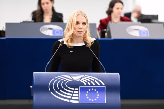 Fotografie 20: EP Plenary session - Honouring the memory of Ján Kuciak and Martina Kušnírová