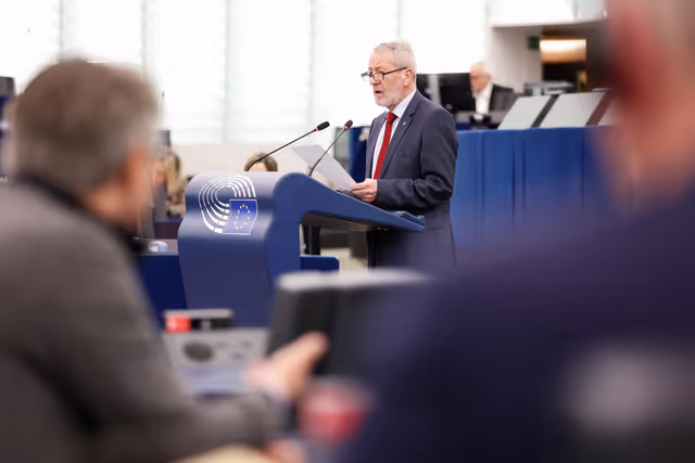 Nuotrauka 17: EP Plenary session - Threats to EU sovereignty through strategic dependencies in communication infrastructure