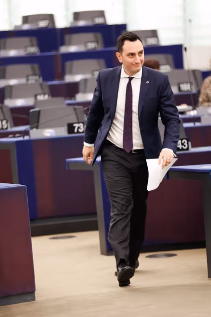 EP Plenary session - Threats to EU sovereignty through strategic dependencies in communication infrastructure