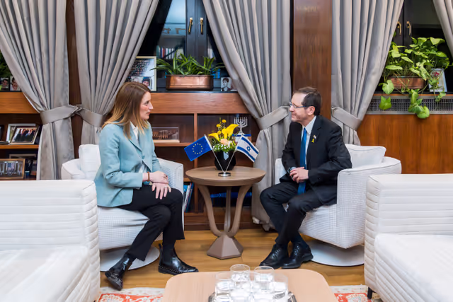 Photo 2: Official visit by Roberta METSOLA, EP President to Israel and occupied Palestinian territories - Meeting with Isaac HERZOG, President of Israel