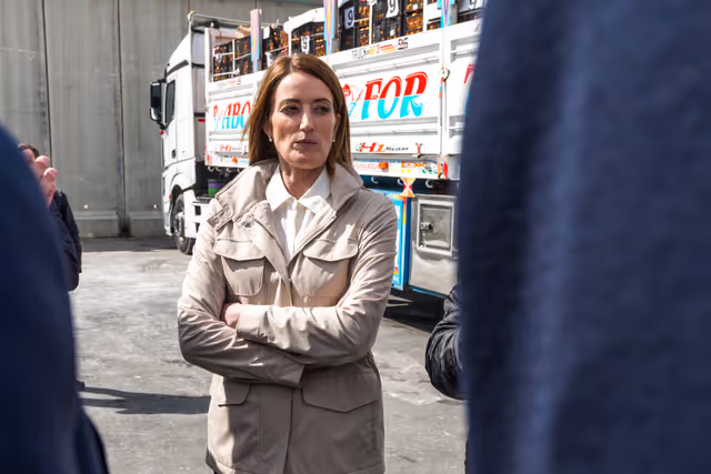 Photo 8: Official visit by Roberta METSOLA, EP President to Israel and occupied Palestinian territories - Crossing into Gaza and Visit to the Border-Crossing Point & to Humanitarian Operations at Kerem Shalom Border