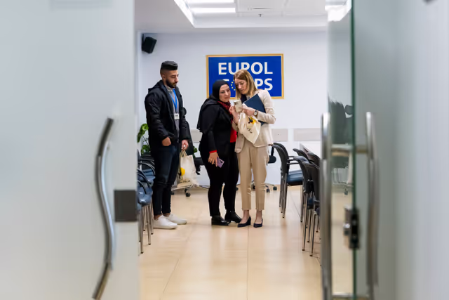 Photo 1: Official visit by Roberta METSOLA, EP President to Israel and occupied Palestinian territories - Meeting with Reem AL HAJAJRA, Director of Women of the Sun and Sakharov Prize Nominee