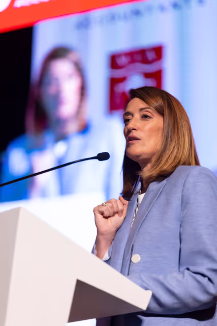 Foto 3: Roberta METSOLA, EP President visit to Malta: speech at the The Malta Institute of Accountants