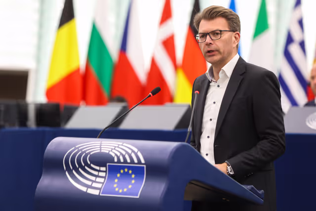 Fotografija 40: EP Plenary session - European Council meetings and European Security