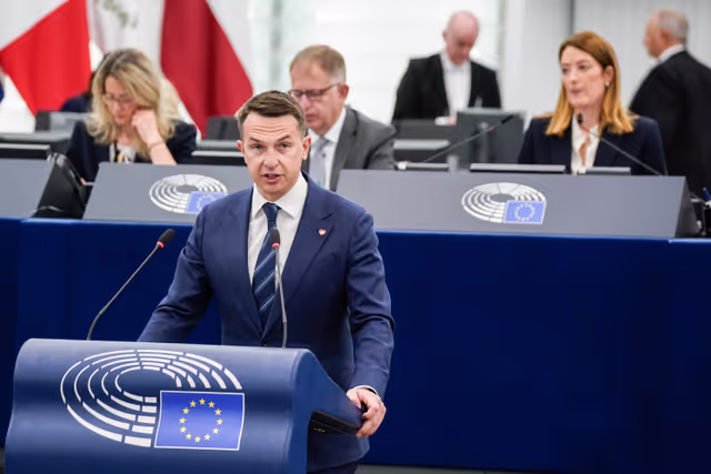 Φωτογραφία 24: EP Plenary session - European Council meetings and European Security