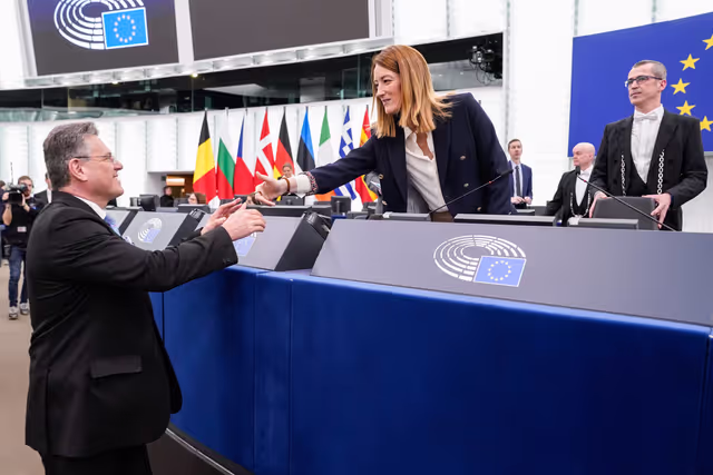 Φωτογραφία 26: EP Plenary session - European Council meetings and European Security