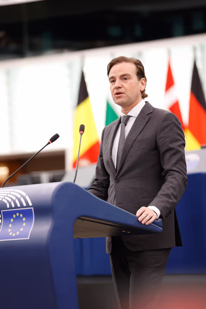 EP Plenary session - Presentation of the proposal on a new common approach on returns