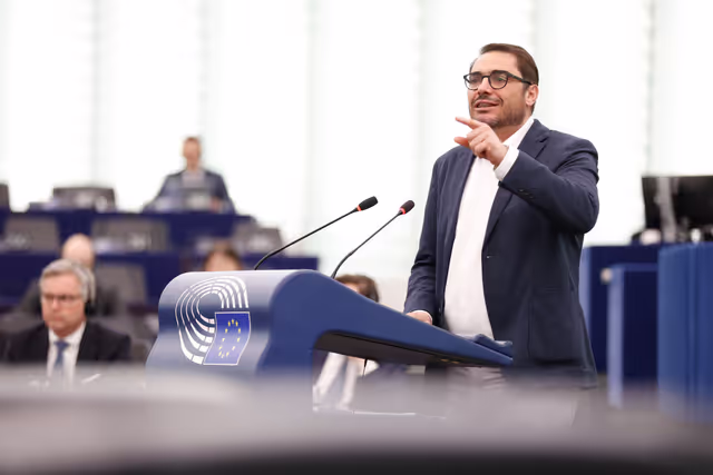 Photo 47: EP Plenary session - Presentation of the proposal on a new common approach on returns