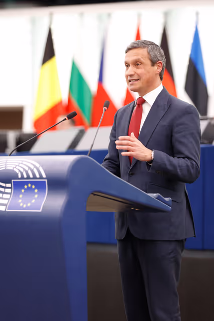 Foto 21: EP Plenary session - Presentation of the proposal on a new common approach on returns