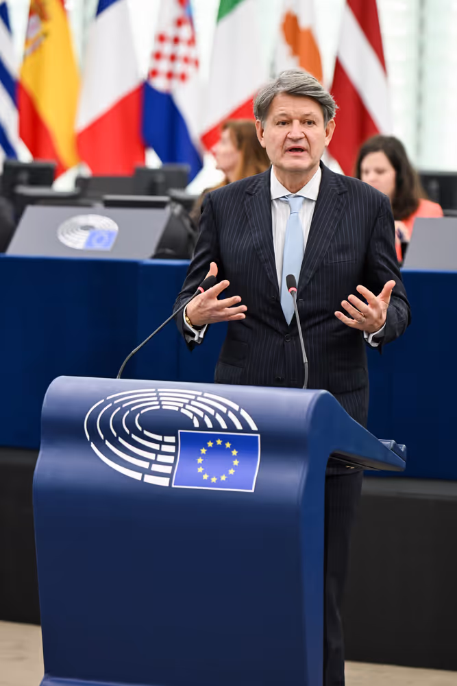 EP Plenary session - White paper on the future of European defence