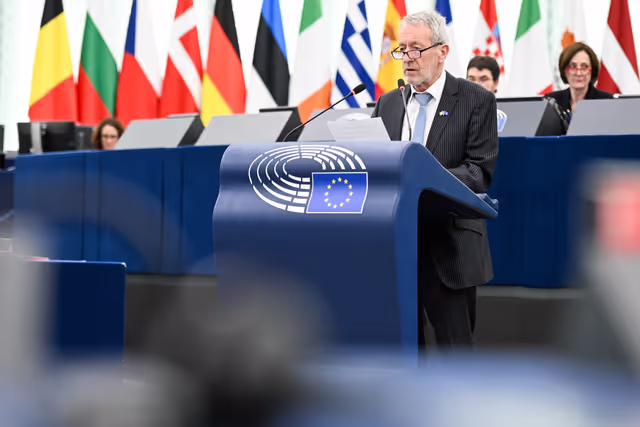 Fotografia 12: EP Plenary session - White paper on the future of European defence