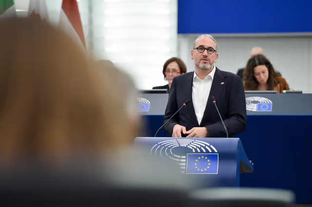 Foto 28: EP Plenary session - Clean Industrial Deal