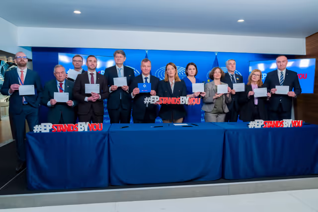 Signature Ceremony #EPstandsBYyou - Friends of Democratic Belarus