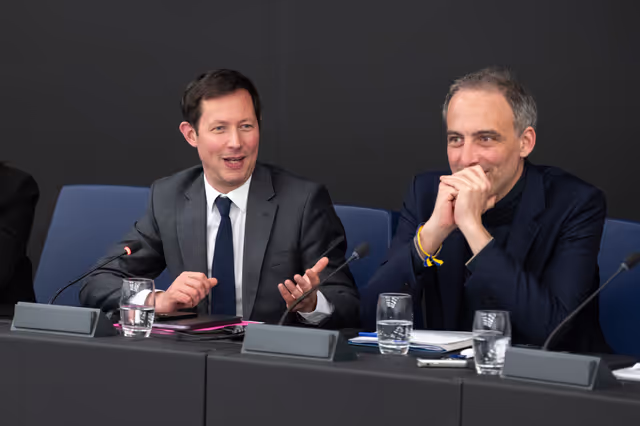 François-Xavier BELLAMY and Raphaël GLUCKSMANN meet with journalists