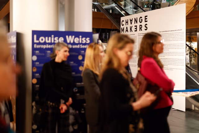 Fotografija 15: Changemakers exhibition.Opening