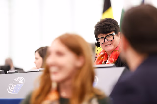 Fotografie 28: EP Plenary session - Social and employment aspects of restructuring processes: the need to protect jobs and workers’ rights
