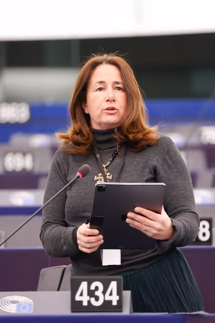 EP Plenary session - Social and employment aspects of restructuring processes: the need to protect jobs and workers’ rights