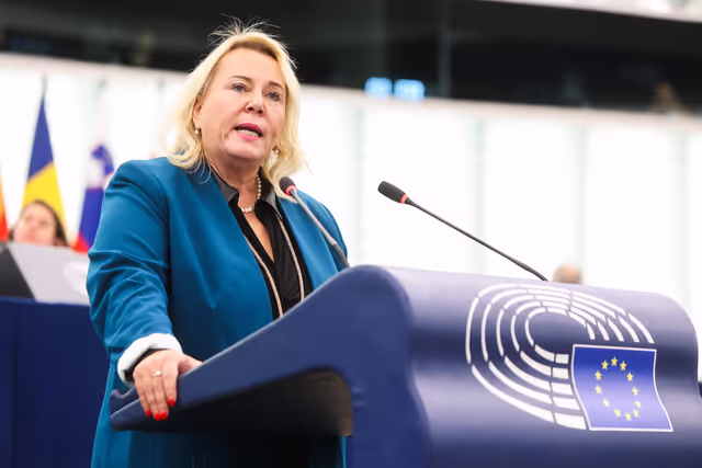 Fotografia 19: EP Plenary session - Action Plan for the Automotive Industry