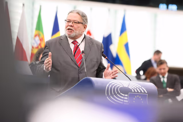 Fotografia 18: EP Plenary session - Action Plan for the Automotive Industry