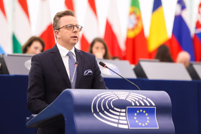 Fotogrāfija 44: EP Plenary session - Action Plan for the Automotive Industry