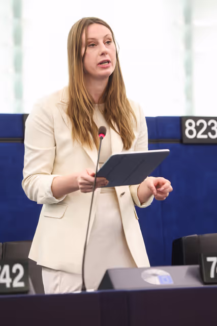 Fotogrāfija 10: EP Plenary session - Action Plan for the Automotive Industry