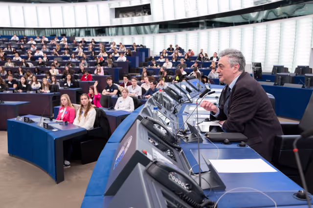 Photo 42 : Euroscola