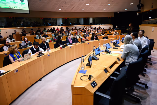 Foto 12: Anti-racism and diversity week event - Reimagining Racial Justice in Europe