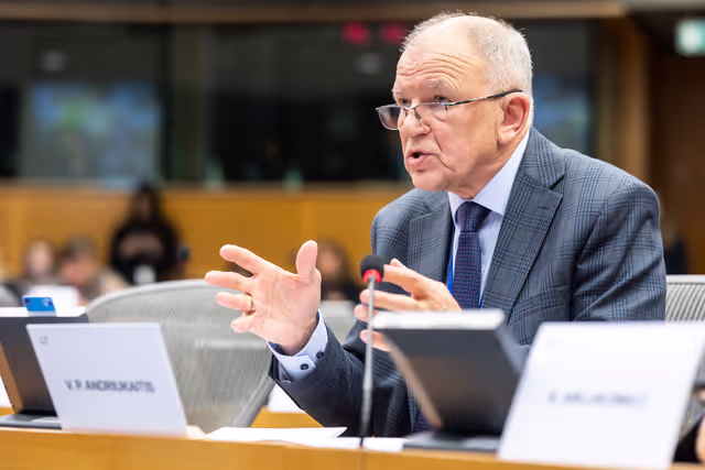 Fotografija 15: SANT - Exchange of views with Oliver VARHELYI, Commissioner for Health and Animal Welfare