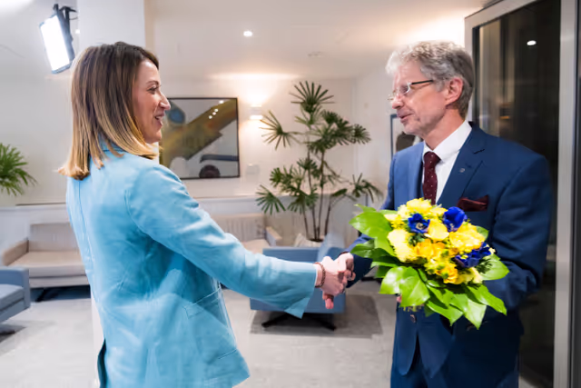 Fotografia 4: Roberta METSOLA, EP President meets with  Miloš VYSTRČIL, President of the Czech Senate