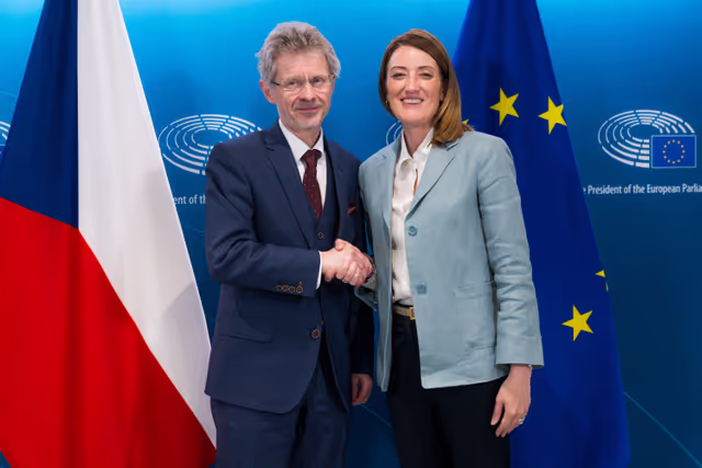 Fotografia 2: Roberta METSOLA, EP President meets with  Miloš VYSTRČIL, President of the Czech Senate