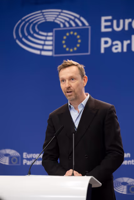 Zdjęcie 13: Pre-session briefing