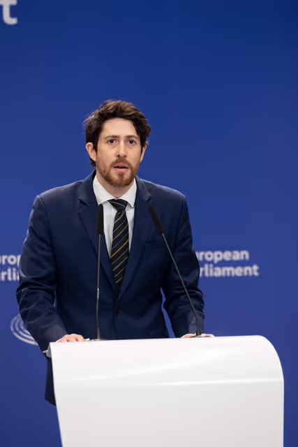 Zdjęcie 8: Pre-session briefing